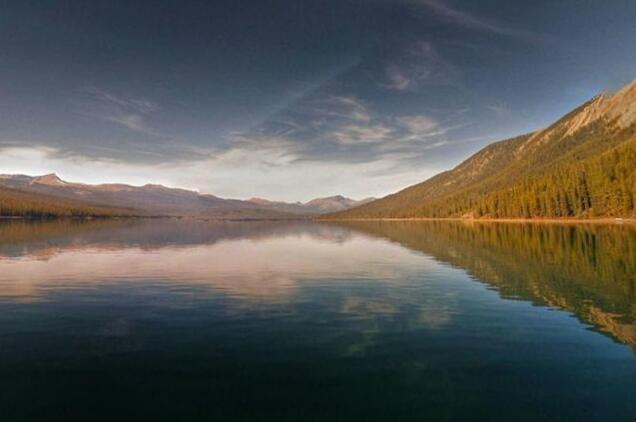 新玩法!谷歌地图采用AI技术完善全景图