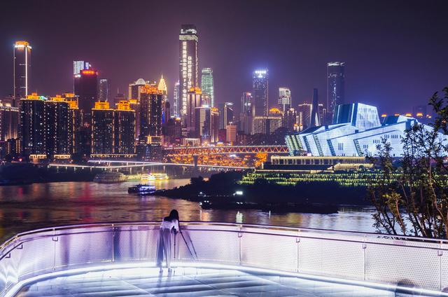 一个5万人口的城市_怀孕一个月b超图片(2)