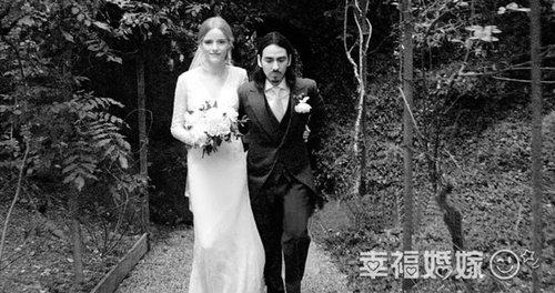 已故前披头士乐队主音吉他手之子大婚