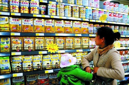 国产品牌完达山带头 奶粉市场又现涨声