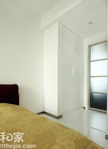 80后潮妞大爱紫红沙发 半包7万装90平酷家