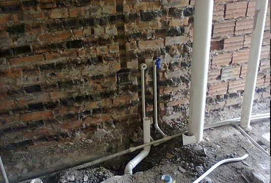 低价请游击队装房 问题频出吃哑巴亏