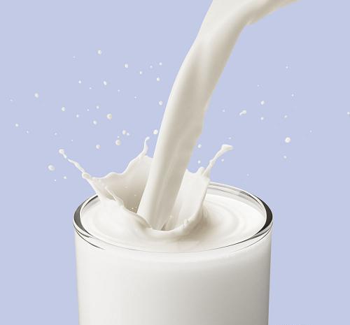 西媒揭6大饮食误区:牛奶其实无助睡眠 豆类含