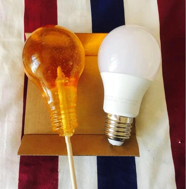 “灯泡糖”走红 放进嘴里3小时后才融化