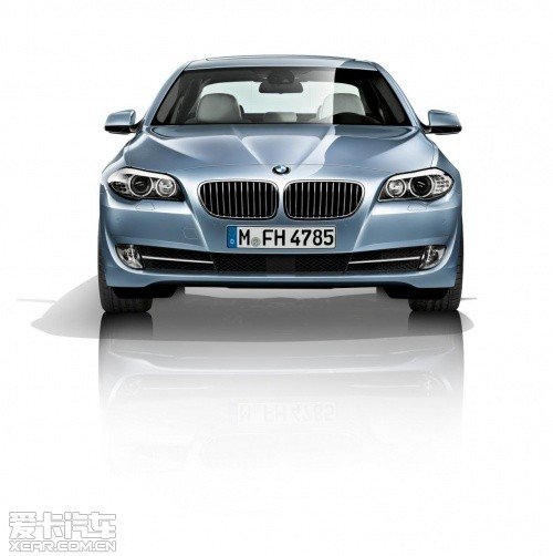 东京车展发布 宝马将推5系混合动力版