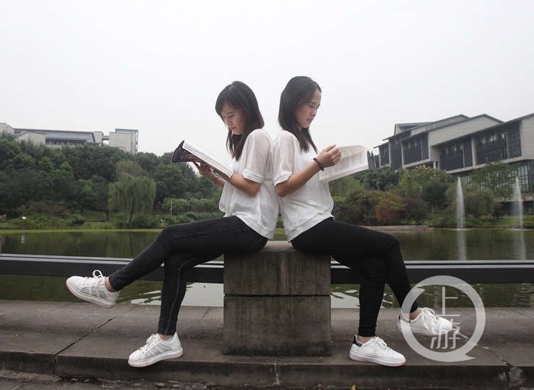 双胞胎美女学霸上同一所大学 相貌相似让人傻傻分不清