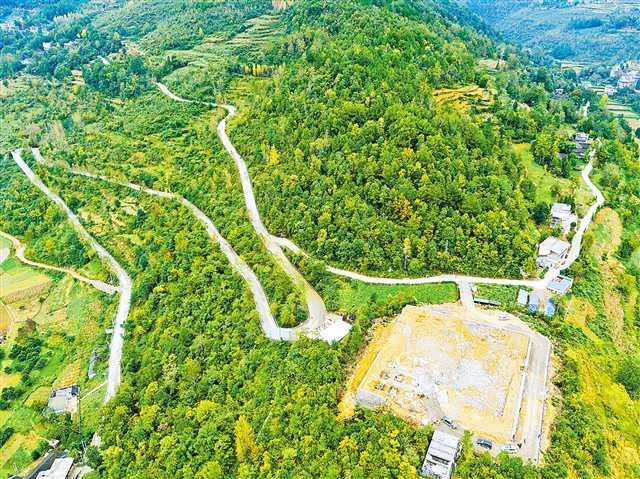 酉阳浪坪乡:农村公路畅通了村社"毛细血管"