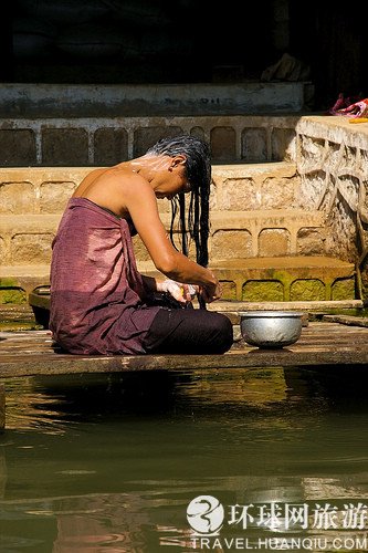 缅甸人口特征_特色民风 缅甸人当众脱裙子毫不尴尬