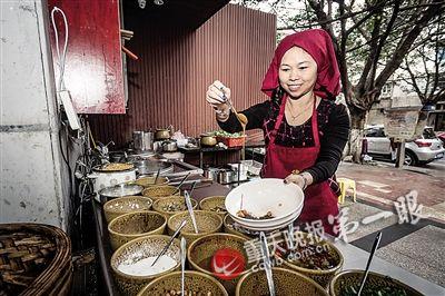 女儿留学加拿大 她要把小面馆开到温哥华