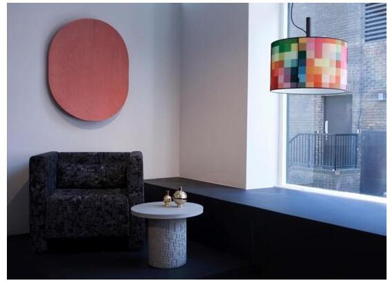 挂在墙壁上的音响 视觉到听觉的艺术盛宴！