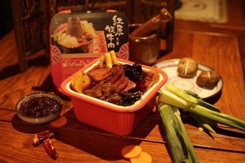 自热食品热中求“冷” 食用还需多注意