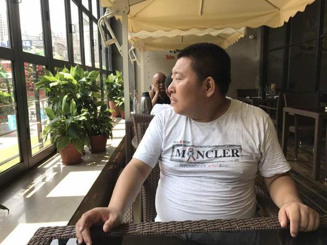 90后小伙一顿喝掉200瓶啤酒？不过是“炒作哥”又一次演绎