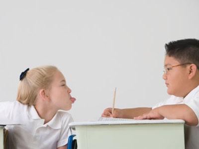 孩子在学校受委屈 家长如何处理?