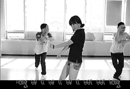 又见网络神曲《魔力减肥咒》 听歌能减肥?