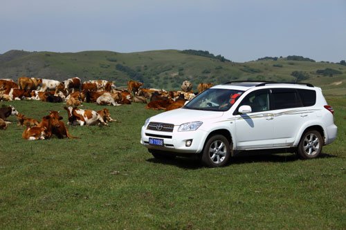 一汽丰田RAV4 2.4L豪华升级版倾情上市
