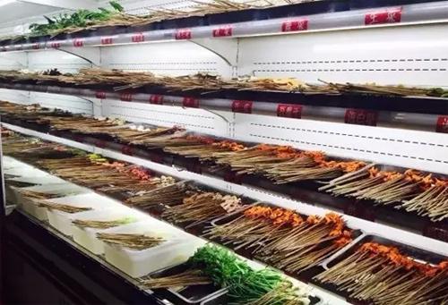 康二姐冷热锅串串重庆总店周年庆 老山城无限