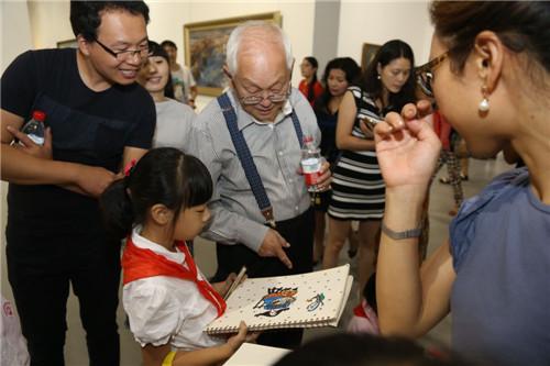 ɺ��ʵ��Сѧѧ������չ��ġ������Ʒ  ������Ժ�����ֳ�ָ��