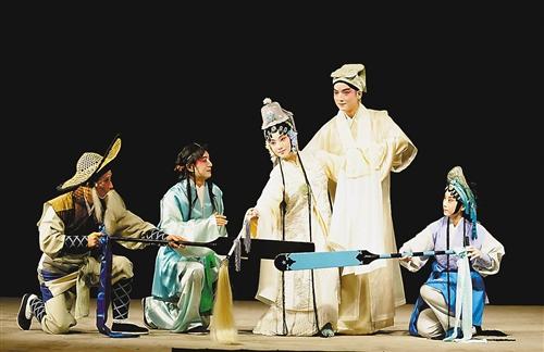 新版昆曲《玉簪记》在重庆华丽首演