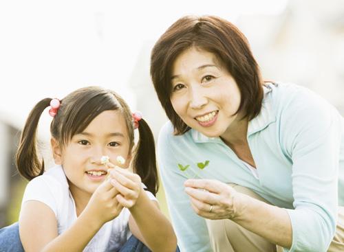 对待害羞的孩子 父母能帮什么?