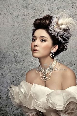 欧式洛可可造型+打造新娘复古风