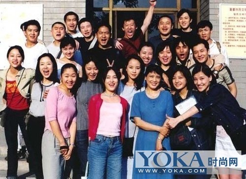 <em>发型</em>改变命运 罕见明星<em>毕业照</em>_美发物语_大渝