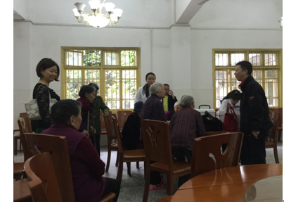 平安人寿重庆分公司:爱心暖端午 善行敬老院