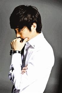 王大治背景曝光 父亲已去世母亲改嫁陕西高官