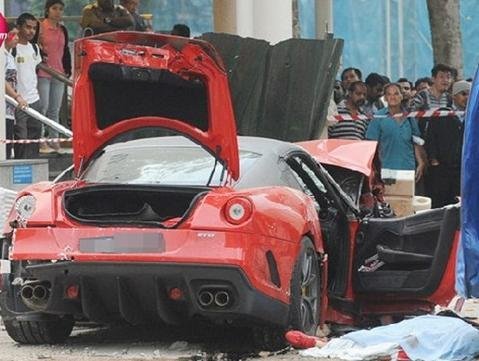 新加坡飙车死亡中国富豪系红二代 31岁身家千