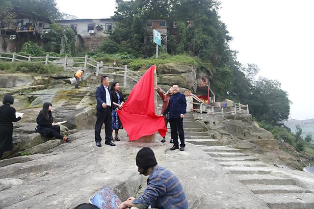中国画历经妈妈三大画家朝圣抗战创艺术精品最强-模特漫画之旅图片