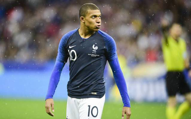 法国新10号正式上位 若夺世界杯他可超越C罗