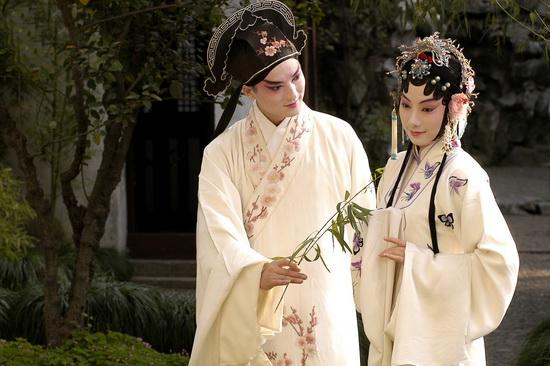 白先勇青春版昆剧《牡丹亭》来渝带你体验戏曲之美_大渝网_腾讯网