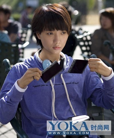 <em>发型</em>改变命运+罕见明星<em>毕业照</em>