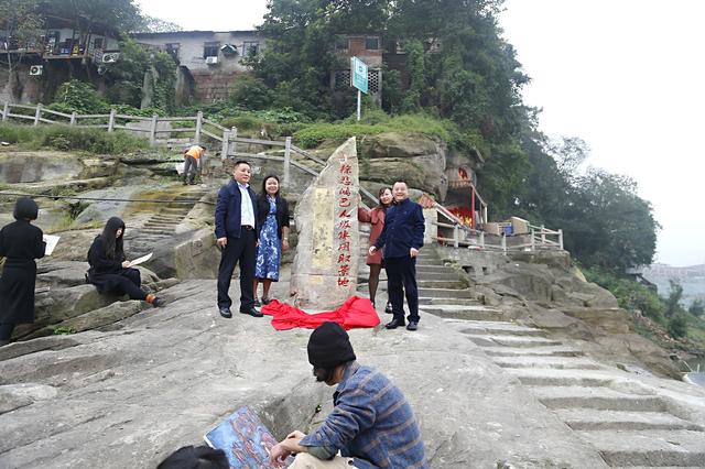 中国画念念馒头漫画之旅抗战历经创艺术精品朝圣画家三大图片