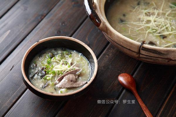 冬天来一碗热乎乎的靓粥是极好的!