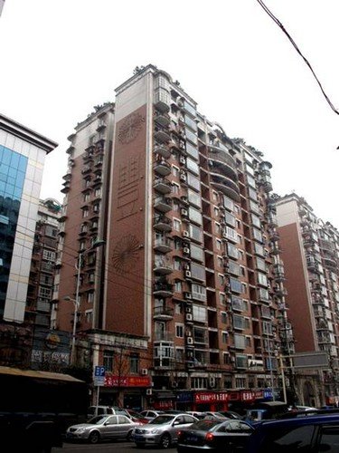 人民广场的面积_人均活动广场面积(2)