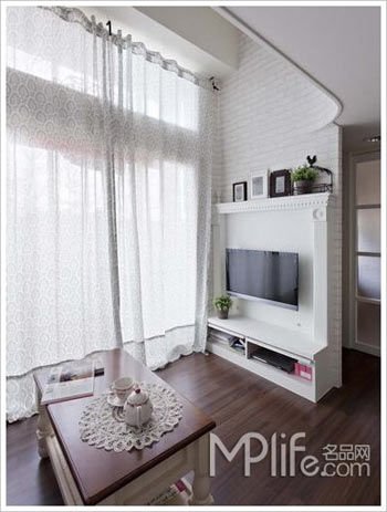 令人羡慕 时尚杂志女编辑晒25平美式单人房