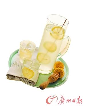 熬夜看球补什么?木瓜酵素去火养颜 柠檬水提神