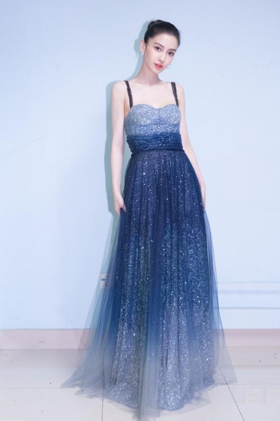 这条18万的裙子Baby撑不起来 宋智孝却赢了