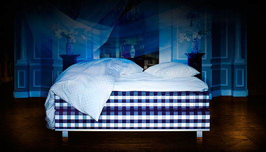 hastens+躺在60万的床上听黑胶唱片放老歌