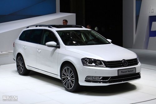 对比新帕萨特 新迈腾独家谍照深度解析