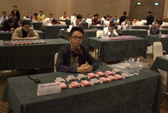 重庆小伙梁雷成“世界记忆大师”
