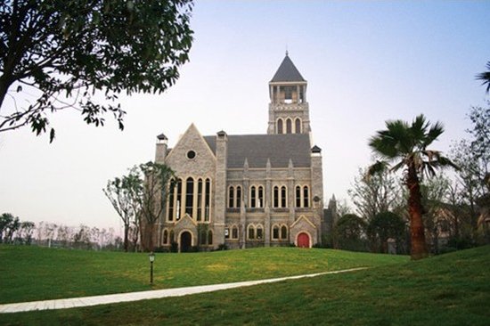 2011年,大学城别墅将成重庆别墅救世主
