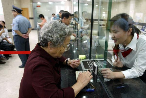 人社部宣布漸進式的延遲退休方案已擬出，將于年內正式發布。 趙昀 澎湃資料