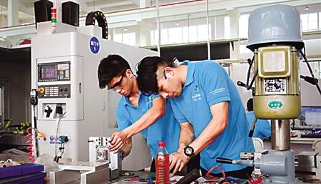 全国高职技能大赛 重庆一学院斩获金奖