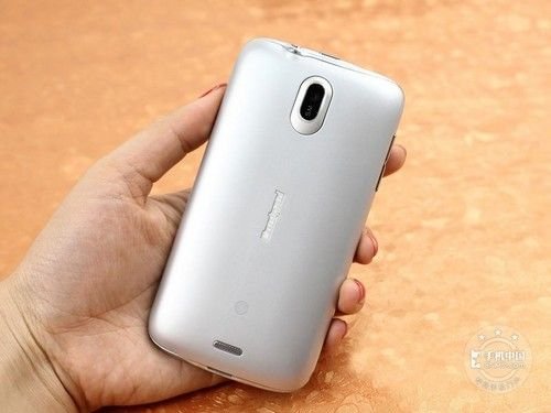 中国移动用户0元购机该选谁 合约手机大推荐