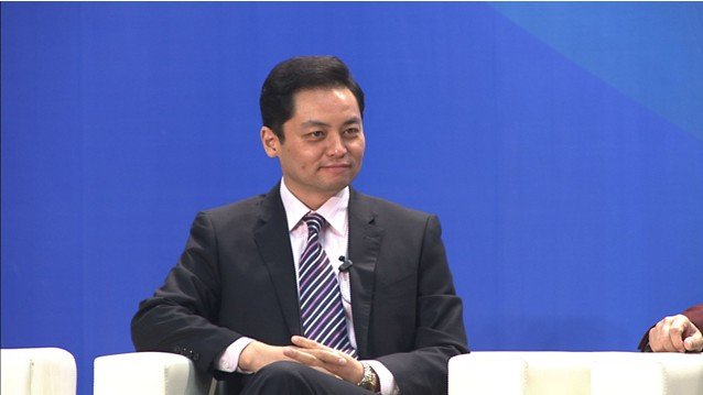 《中国服务品牌电视高峰对话》在重庆卫视开播