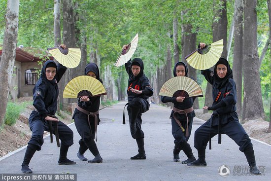 组图:揭秘伊朗女忍者是如何炼成的