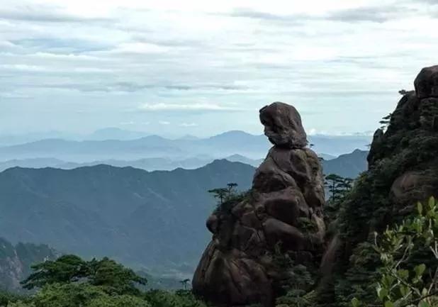 巫山神女峰,神女溪乘车线路:重庆四公里换乘枢纽站----酉阳(城北开放