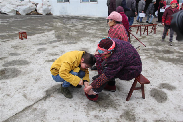 续写雷锋日记,忠县开展志愿服务活动