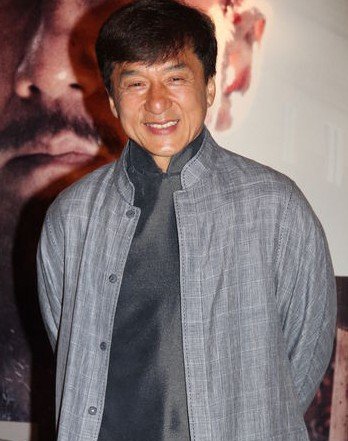 成龙首腔回应基金会洗钱丑闻:不收任何管理费